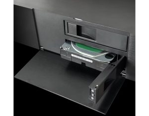 R_volution PlayerPro 8K TV